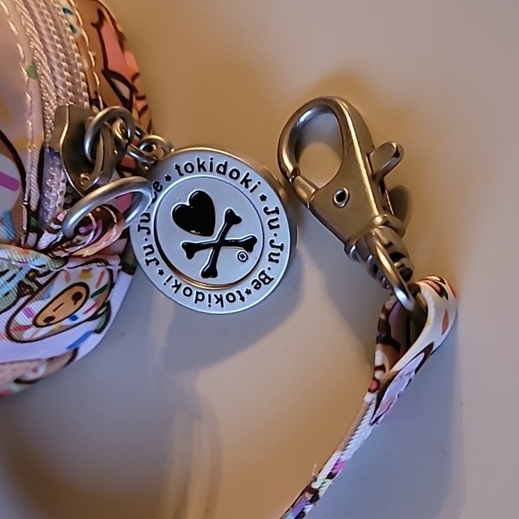 Ju-Ju-Be Tokidoki x Paci Pod - Donutella's Sweet Shop - Picture 2 of 6